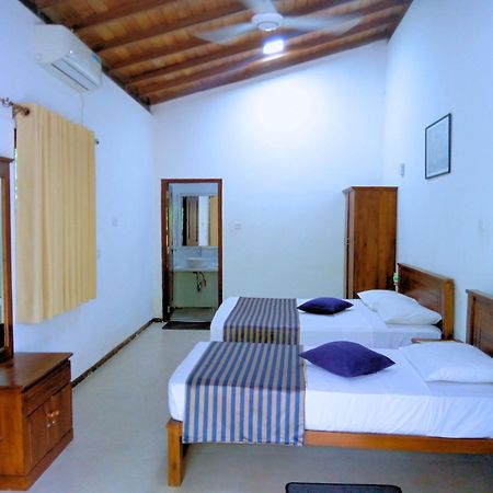 Appartement Volunteer Ceylon à Ratnapura Extérieur photo