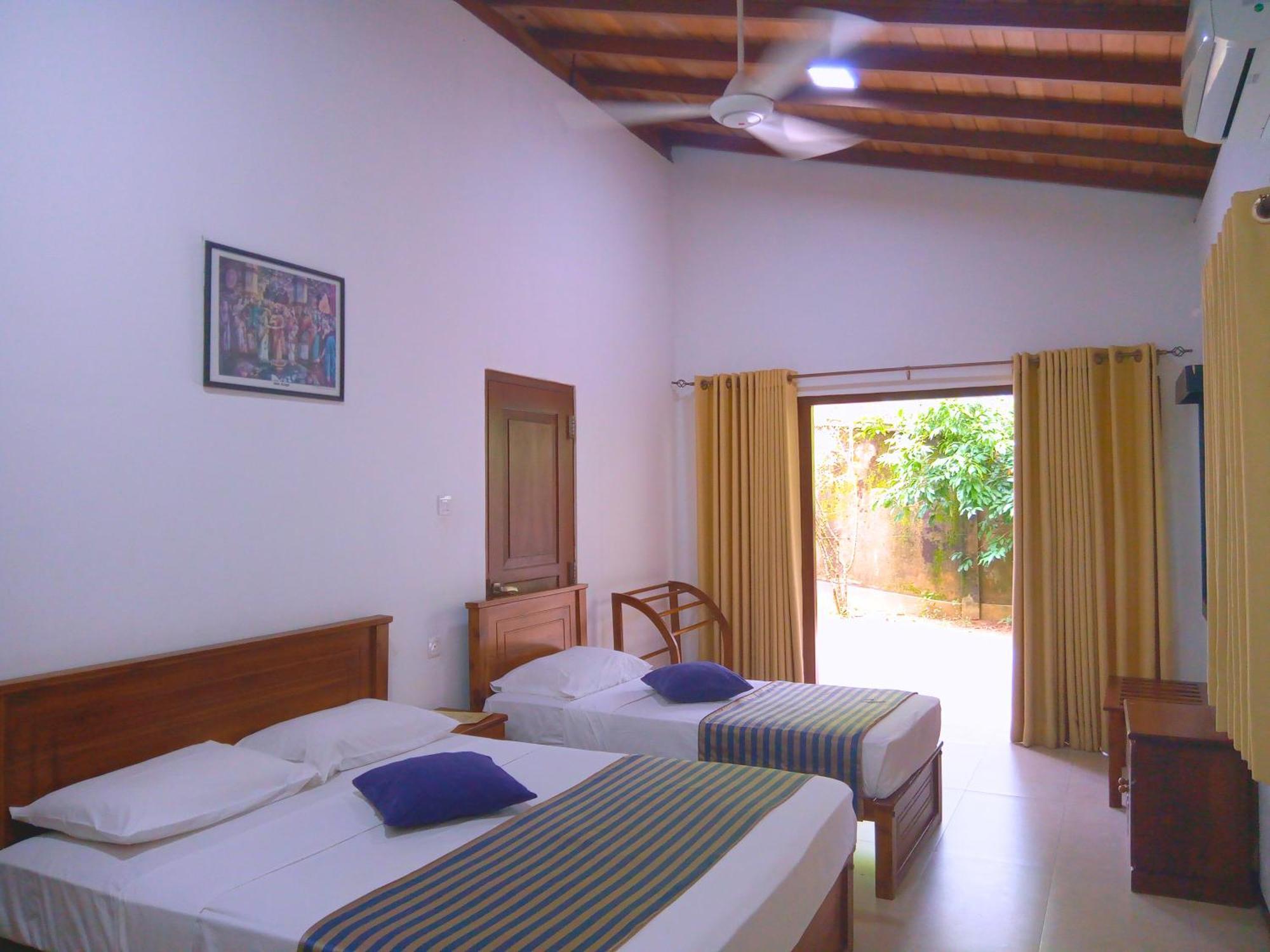Appartement Volunteer Ceylon à Ratnapura Extérieur photo