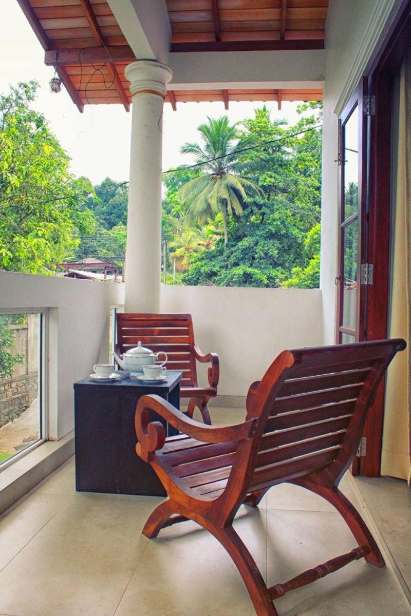 Appartement Volunteer Ceylon à Ratnapura Extérieur photo