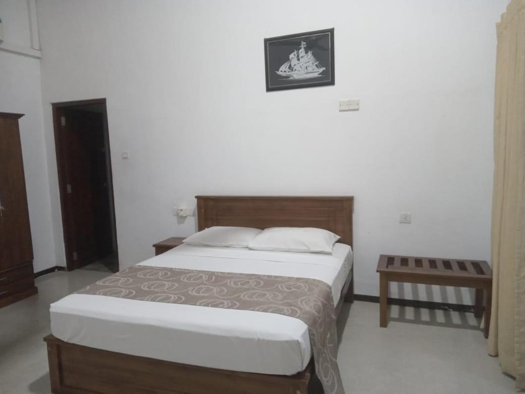 Appartement Volunteer Ceylon à Ratnapura Extérieur photo